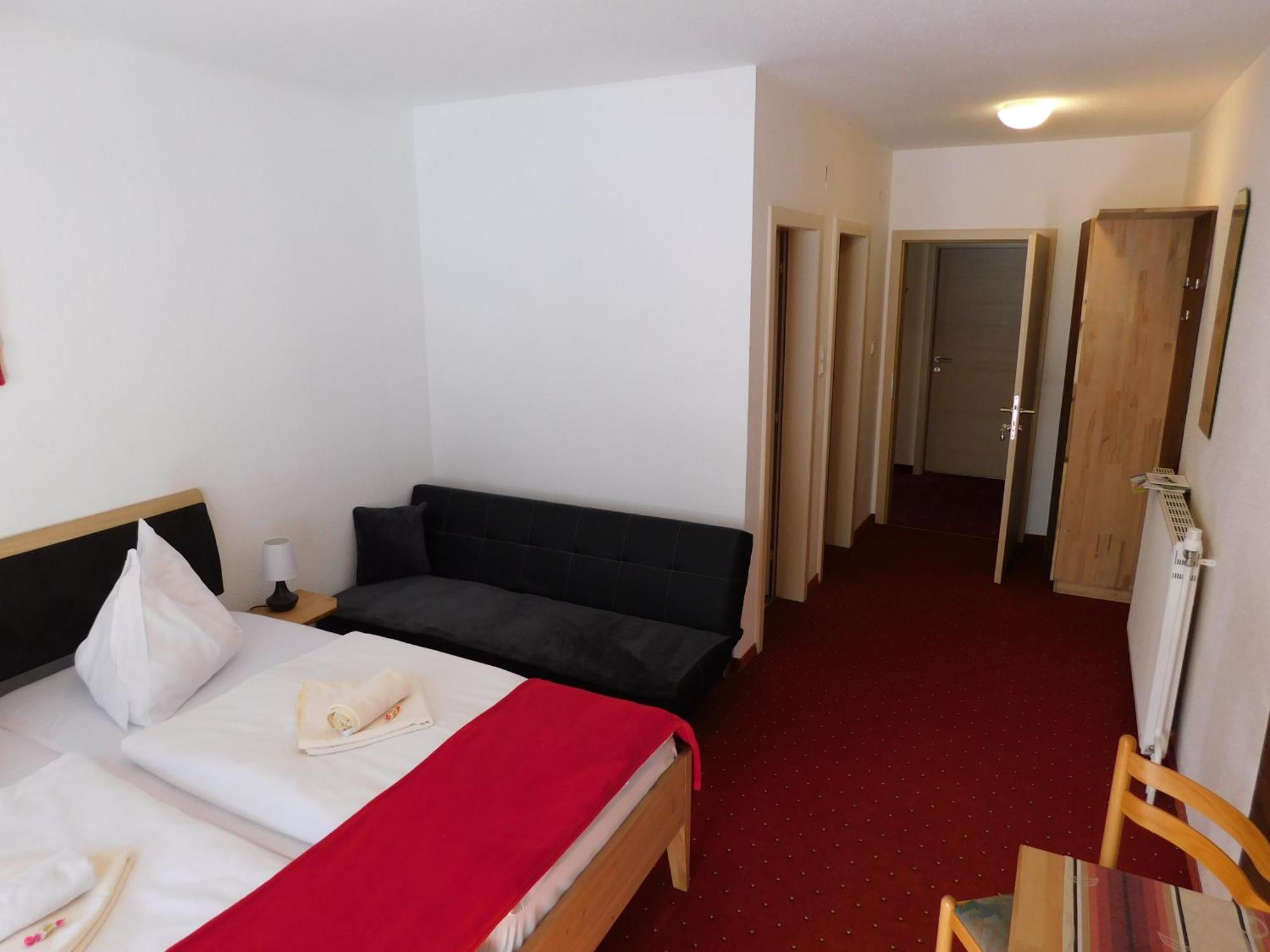 Alpenhotel & Aparthotel Lanz 호엔타우에른 객실 사진